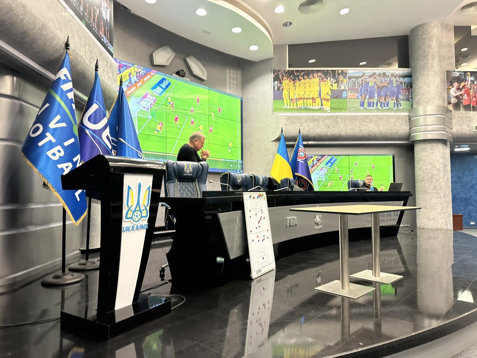 З 6 по 8 квітня 2026 р. у приміщені Української Асоціації Футболу пройшла 2 сесія навчання тренерів за програмою ПРО-диплом УЄФА.