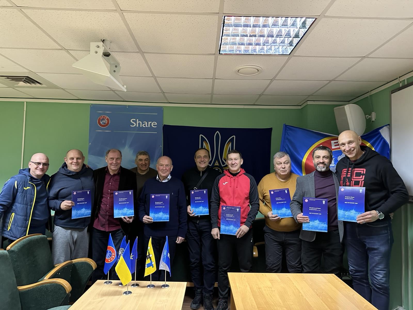 8 січня 2024 в Києві у Центрі ліцензування УАФ завершила свій курс, перша група інструкторів УАФ, які проводять навчання для тренерів-студентів у ЦЛ УАФ. 
