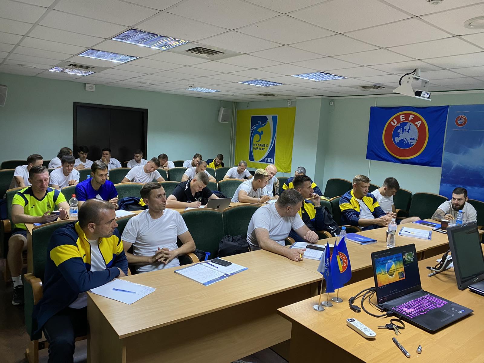 У період з 2 по 5 червня 2025 року на базі стадіону ФК «Оболонь» пройшла третя сесія навчання тренерів за програмою «В»-диплому УЄФА у третьої групи.